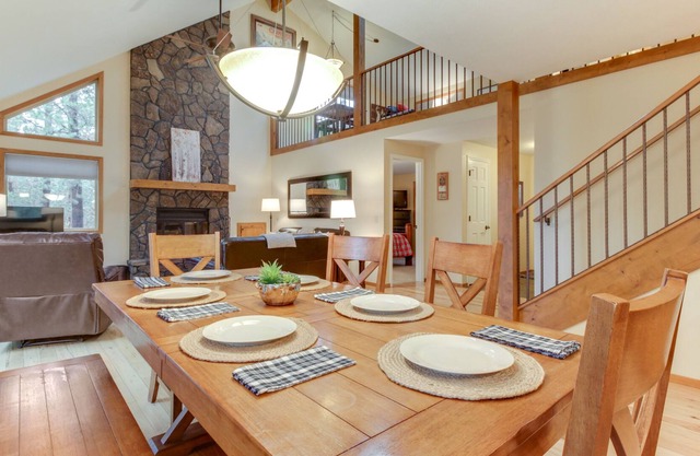Home with private hot tub, furnished deck, grill, & fireplace - near golf