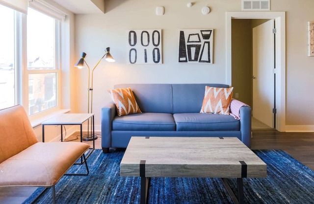 Kasa | Work Remotely + Contactless Check-In | Minneapolis