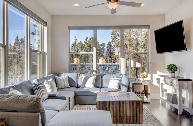New Luxury Villa #135 Near Resort With Great Views - FREE Activities & Equipment Rentals Daily