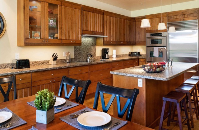Outpost: Love Ridge 261 -Spacious, Air Conditioned