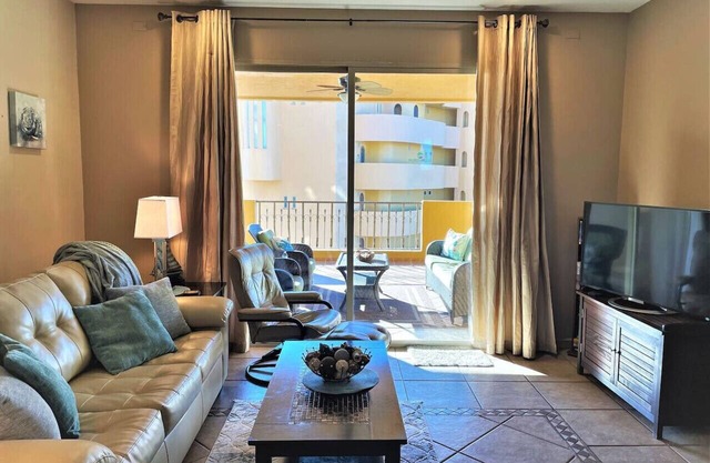 Stunning 2-Bedroom Condo at Bella Sirena – Ocean Views, Pools, and Beachfront Bliss!