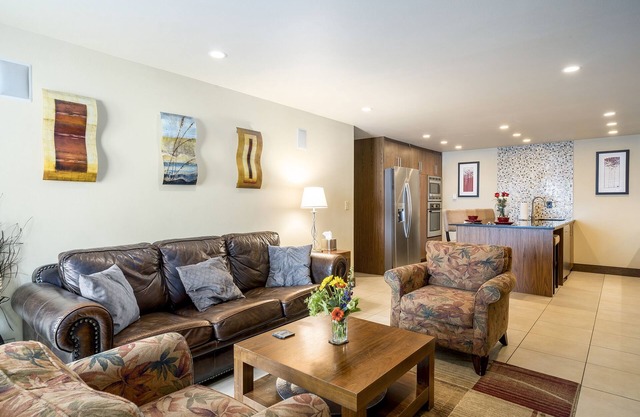 Scandinavian Lodge 