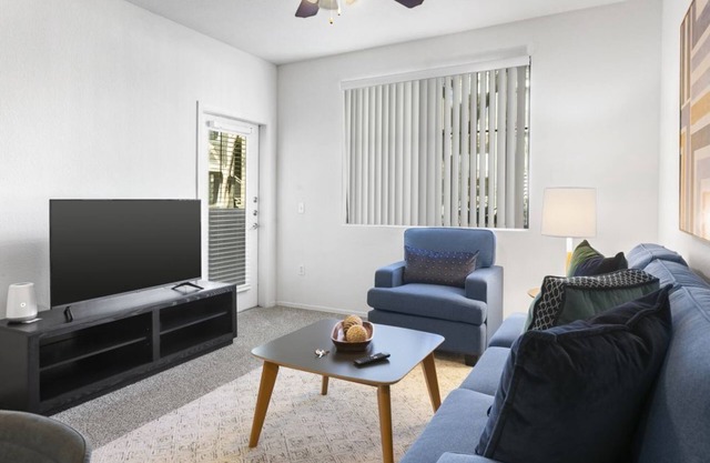 Zone Westgate Magnificent 1BR Condo w Balcony in Glendale
