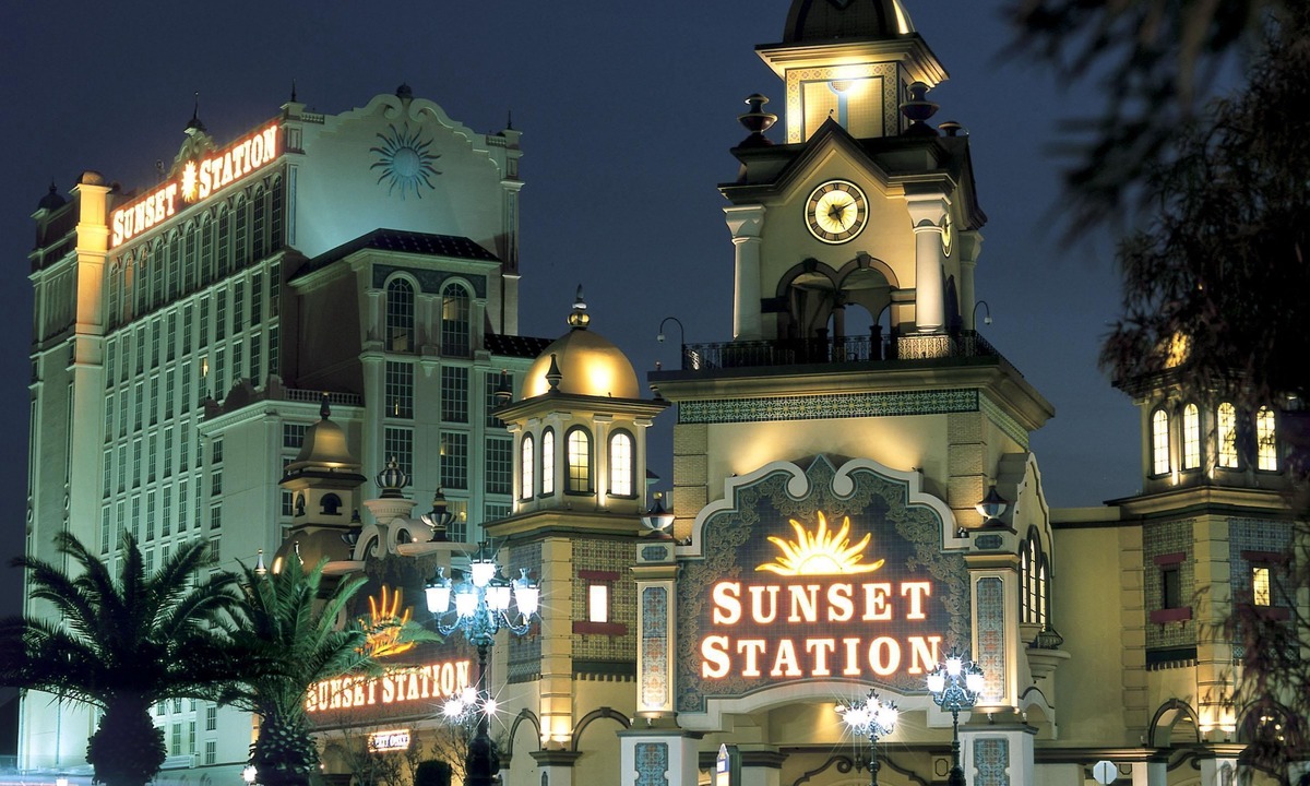 Whitney Ranch Hotel | Sunset Station Hotel & Casino