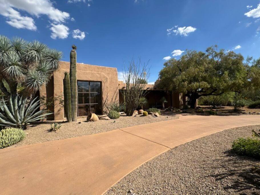 Pinnacle Peak House | Bill Tull Desert Breeze Casa