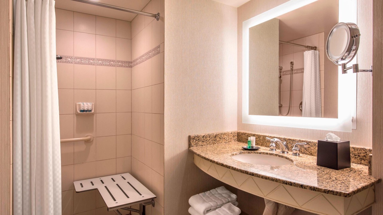 Photo of Bathroom in Lake Las Vegas