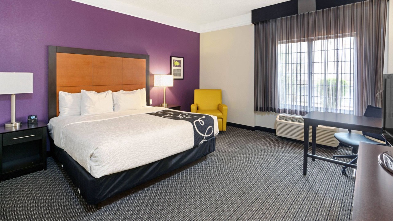 Photo of Bedroom in Central Scottsdale