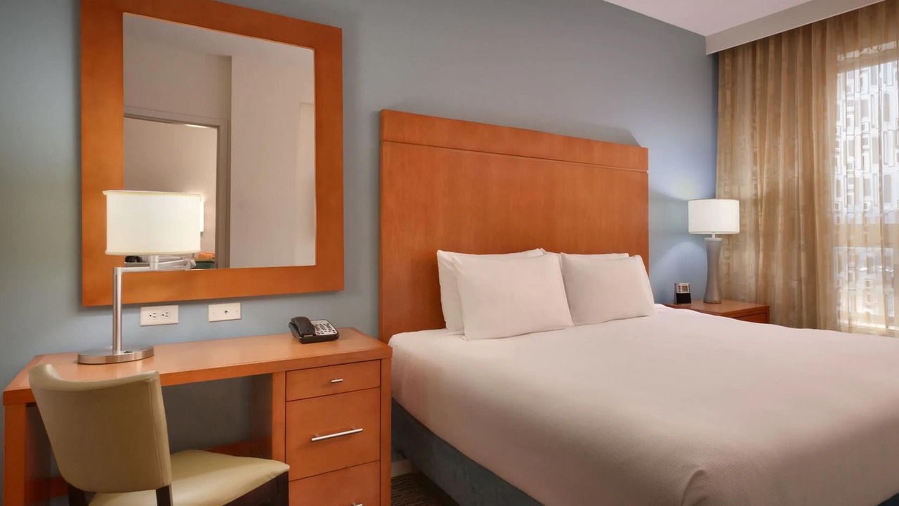 Photo of Bedroom in Sandy