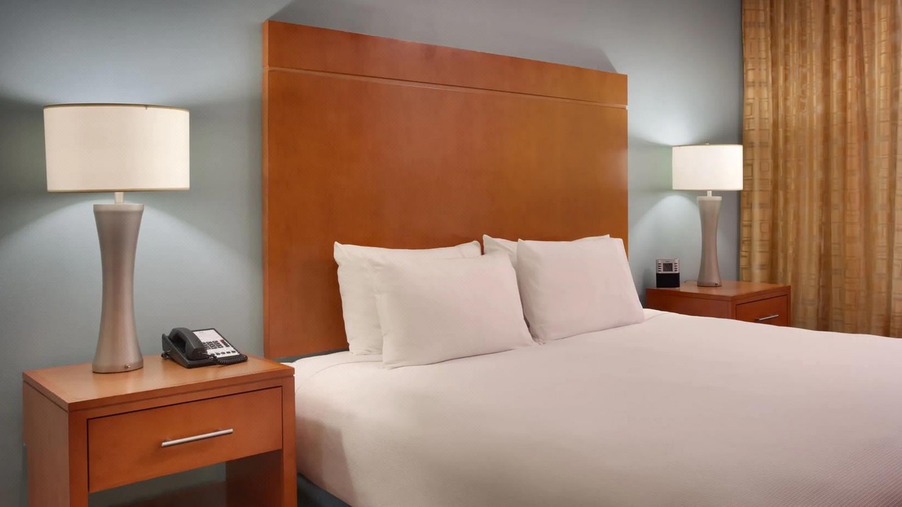Photo of Bedroom in Sandy