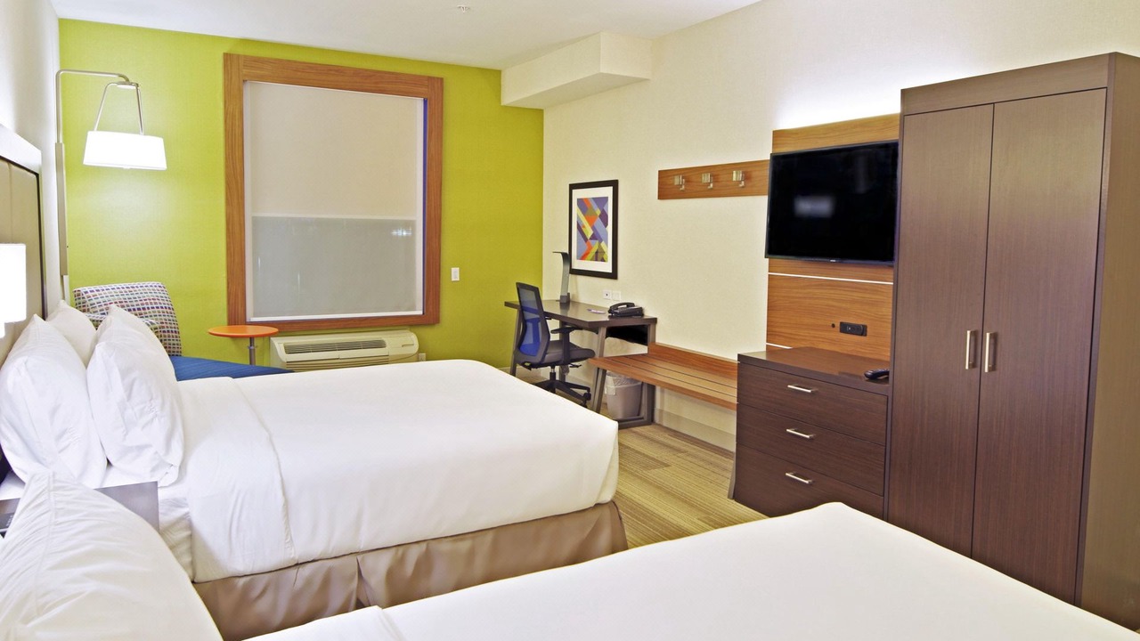 Photo of Bedroom in Desert Ridge West