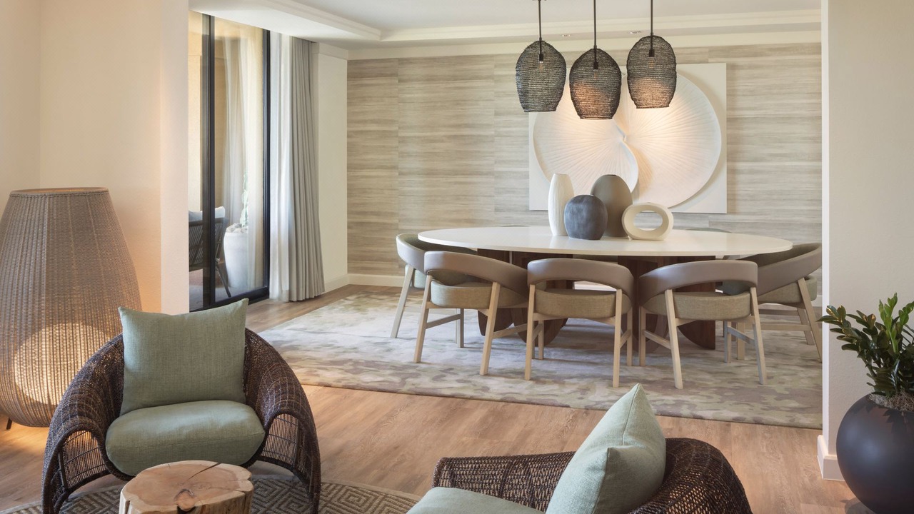 Photo of Livingroom in Paradise Valley Village