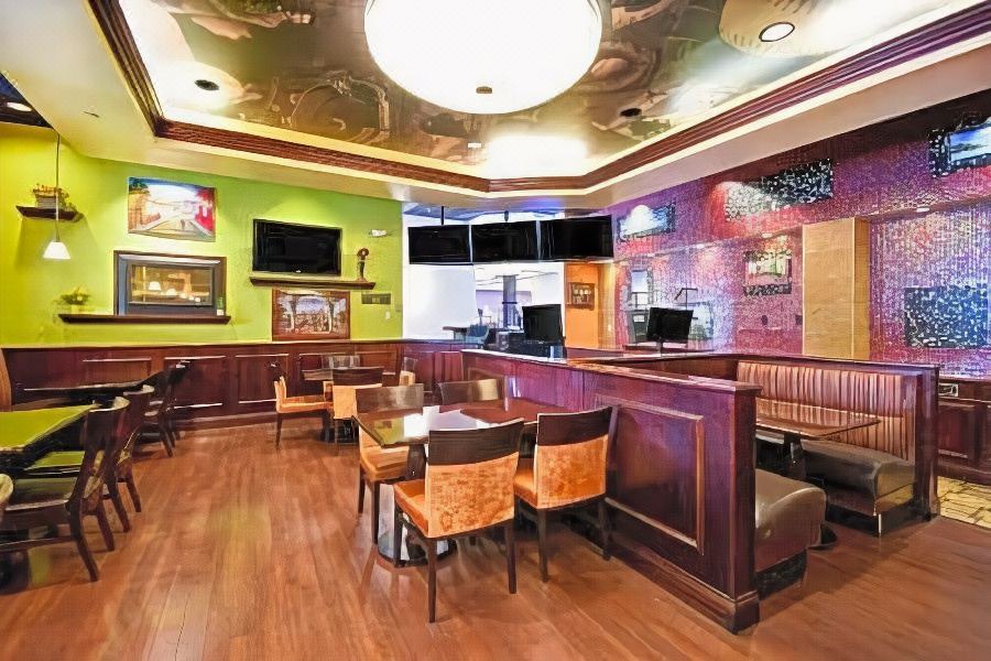 Photo of Livingroom in Deadwood