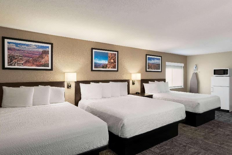 Photo of Bedroom in Lake Havasu City
