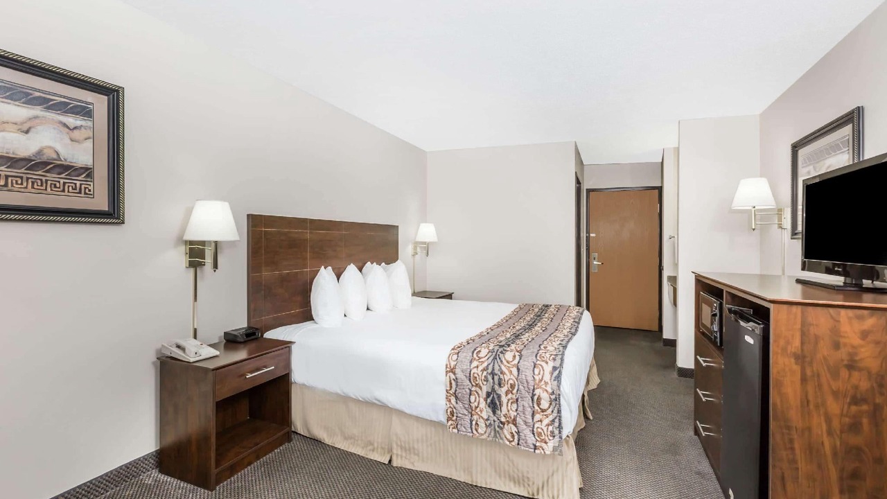 Photo of Bedroom in Le Mars