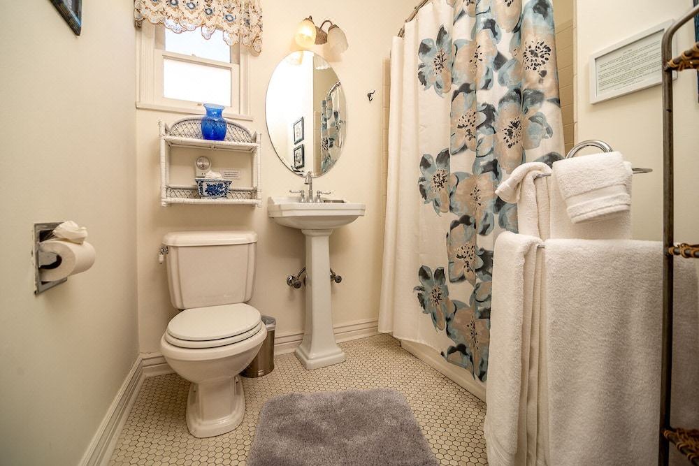 Photo of Bathroom in Downtown Tucson