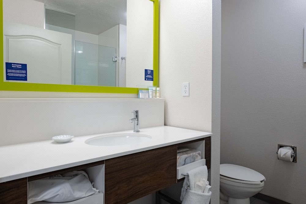 Photo of Bathroom in Richfield