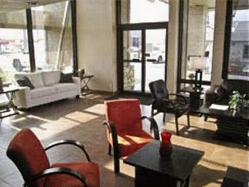 Photo of Livingroom in Midvale