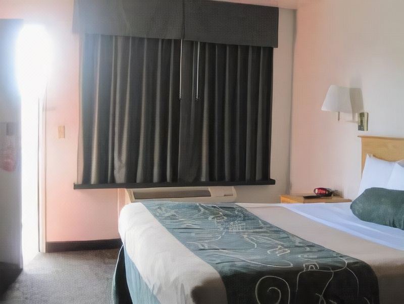Photo of Bedroom in Winslow