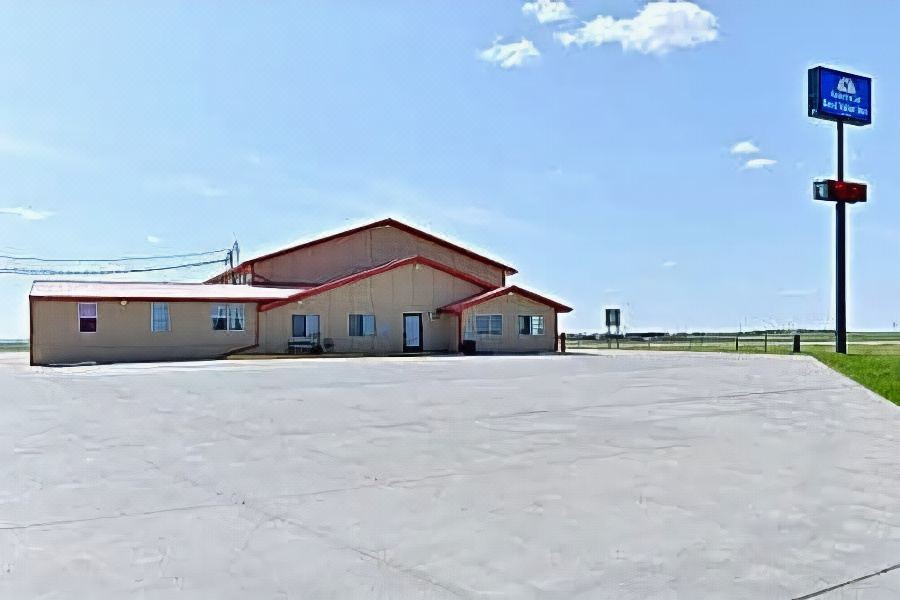 Photo of Buildings in Northeast Entrance Badlands