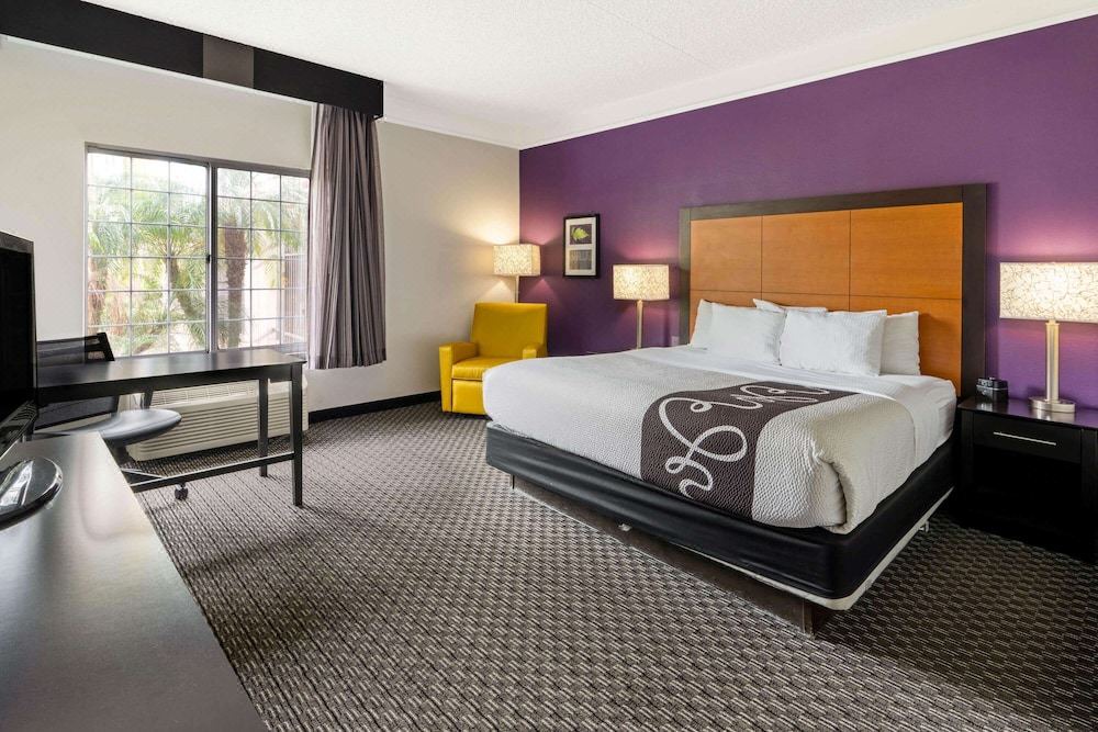 Photo of Bedroom in Central Scottsdale