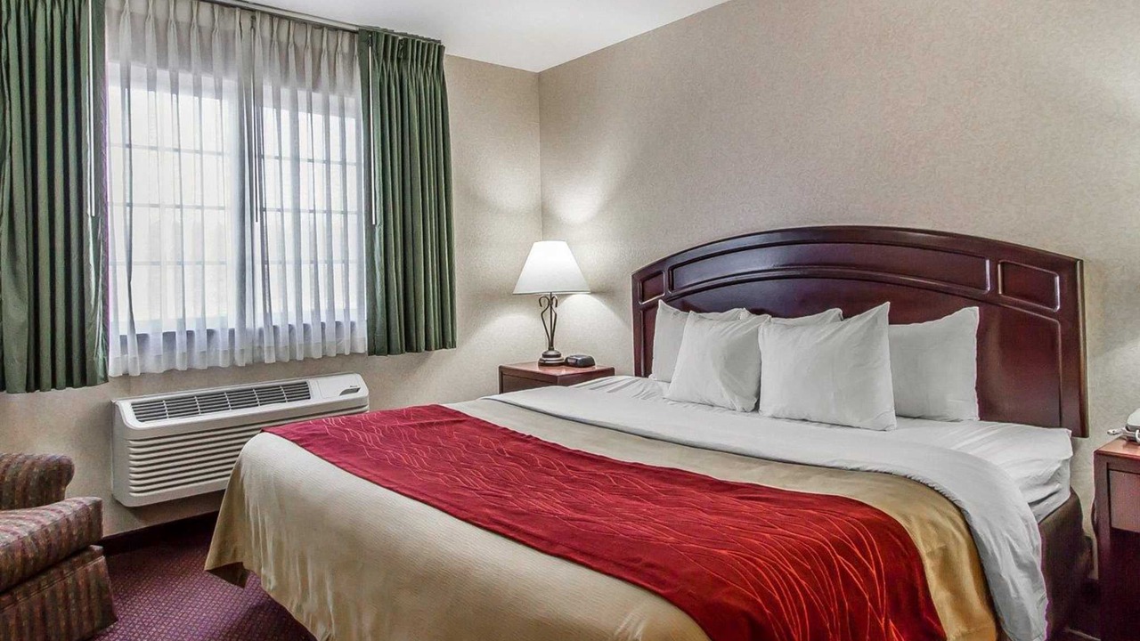 Photo of Bedroom in Fort Madison