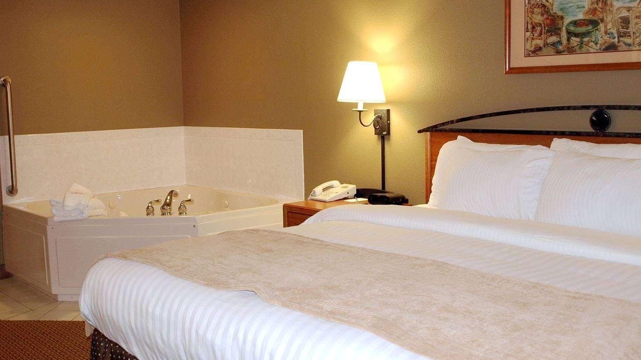 Photo of Bedroom in Grimes