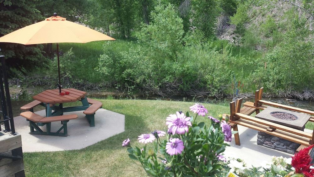 Photo of Patio Balcony in Deadwood