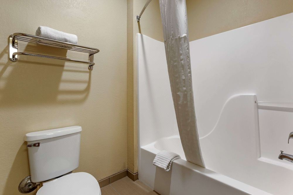 Photo of Bathroom in Cortaro