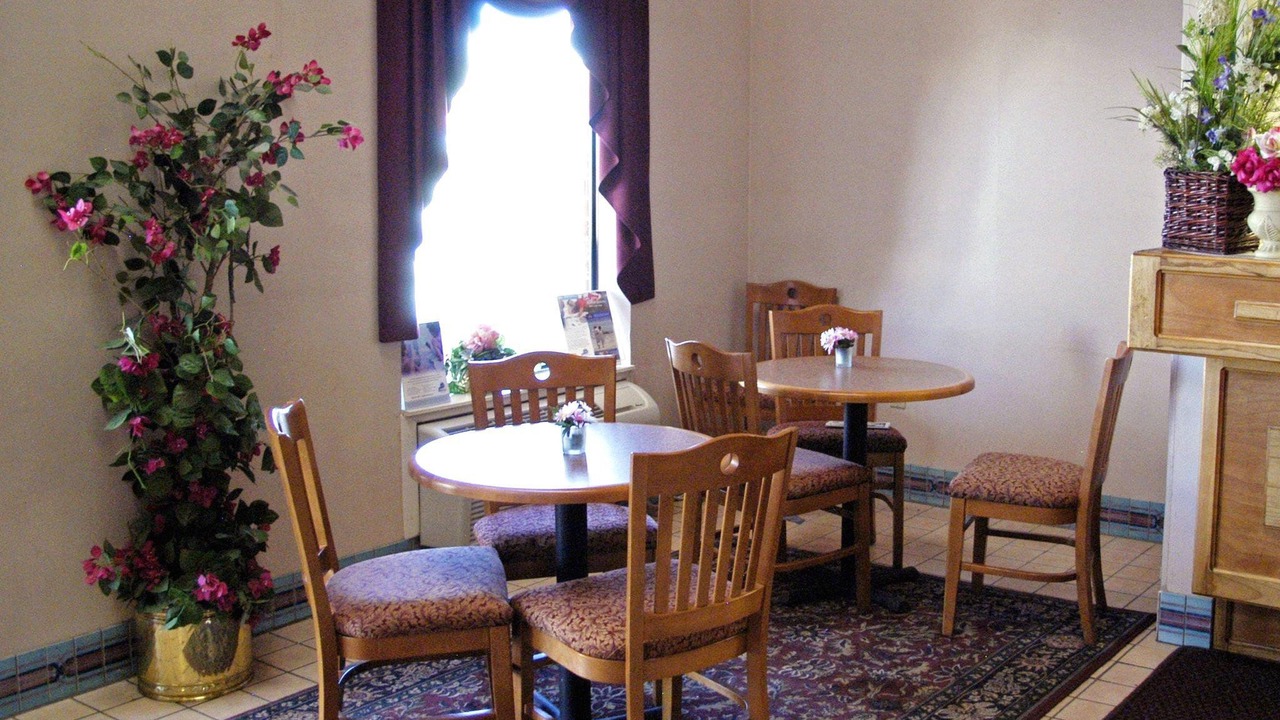 Photo of Livingroom in Gallup