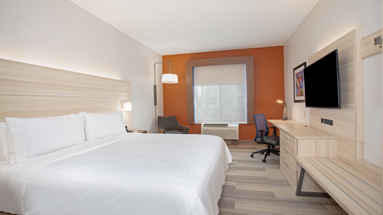 Photo of Bedroom in Glendale Sports and Entertainment District