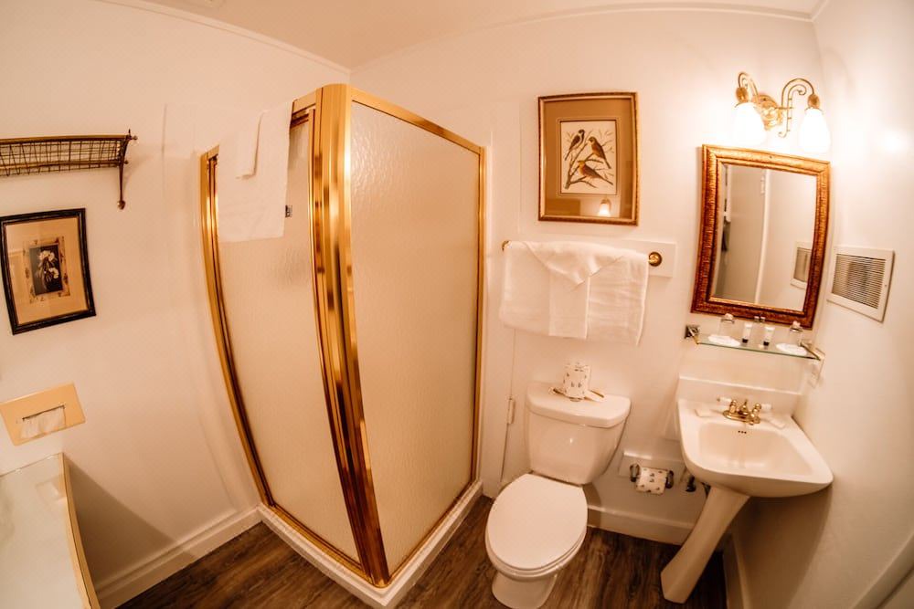 Photo of Bathroom in Fish Camp