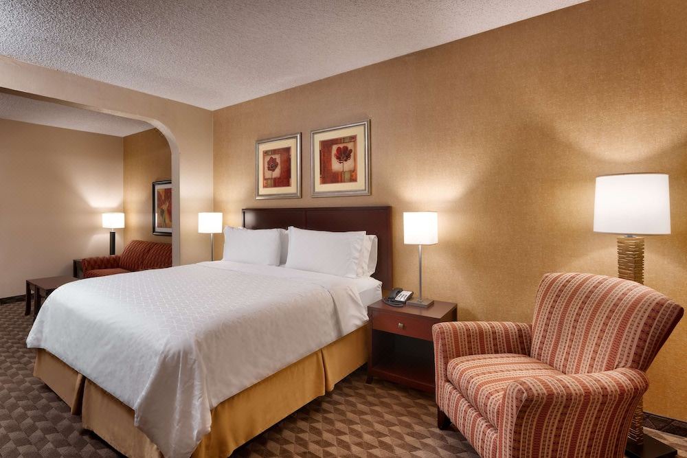 Photo of Bedroom in Evans Churchill