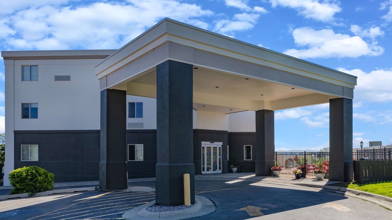 Photo of Buildings in Helena