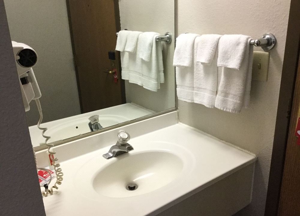 Photo of Bathroom in West Lincoln