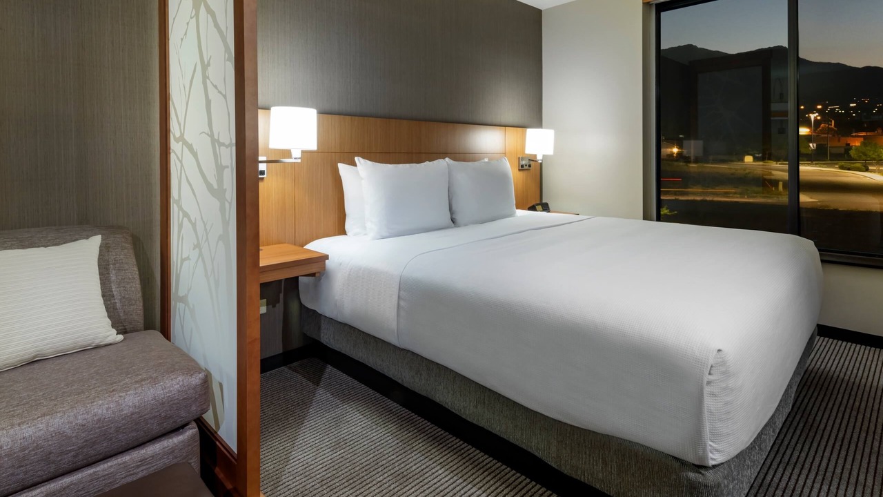 Photo of Bedroom in Central Business District