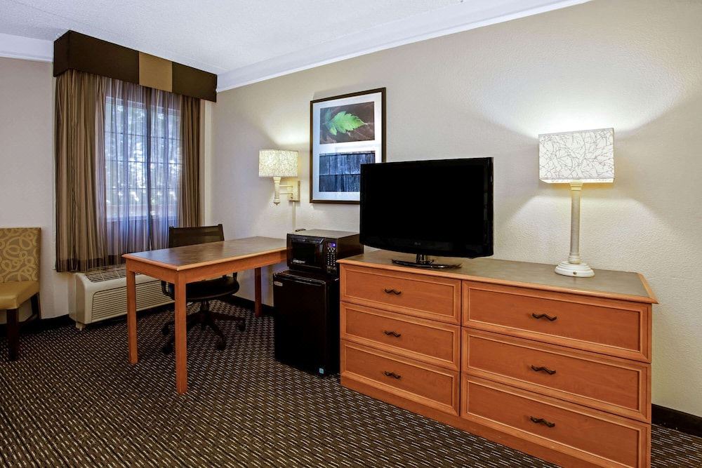Photo of Livingroom in Tucson