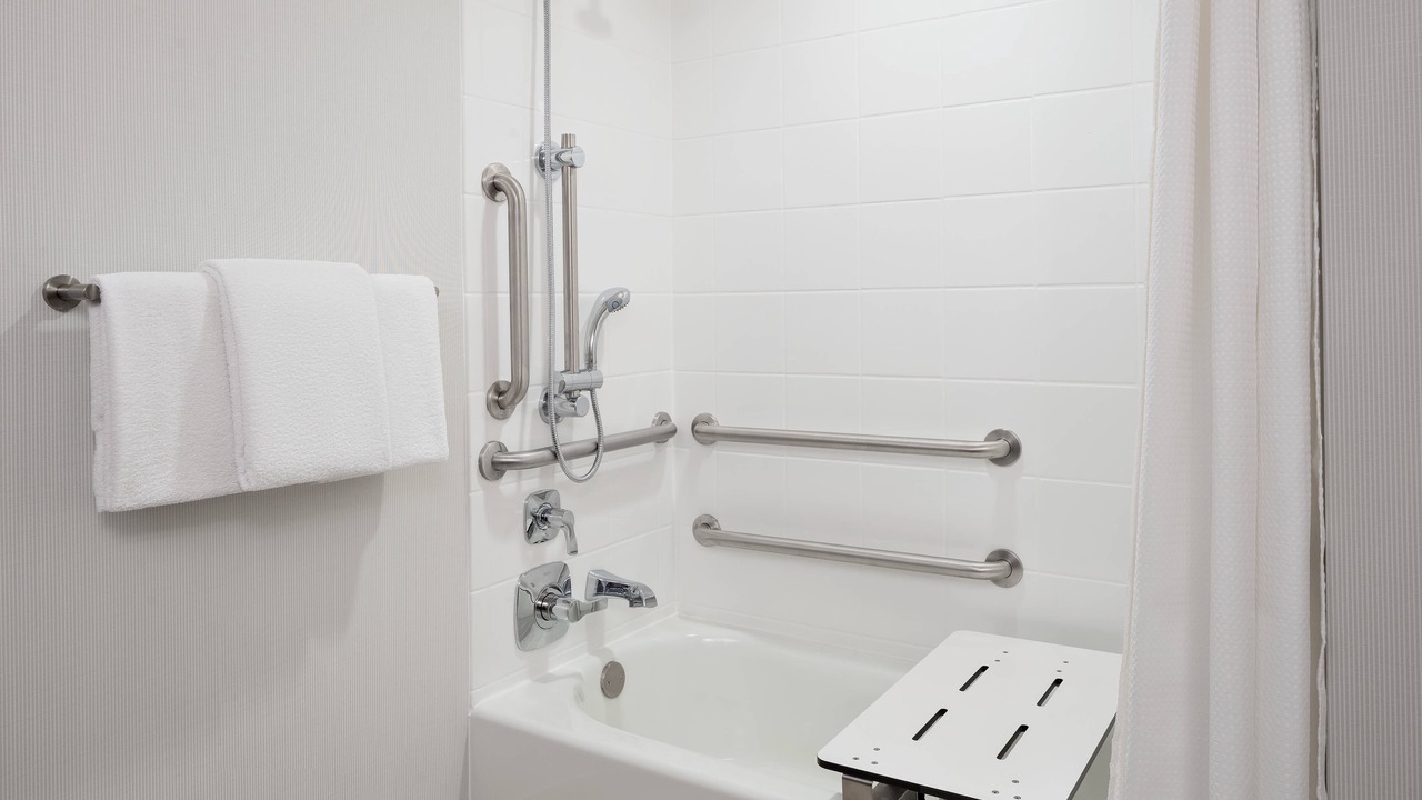 Photo of Bathroom in Woodlands Village