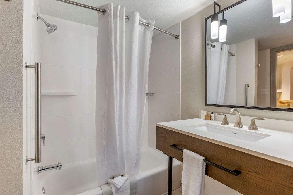 Photo of Bathroom in Surprise Original Townsite