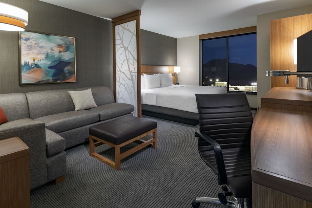 Photo of Livingroom in Central Business District