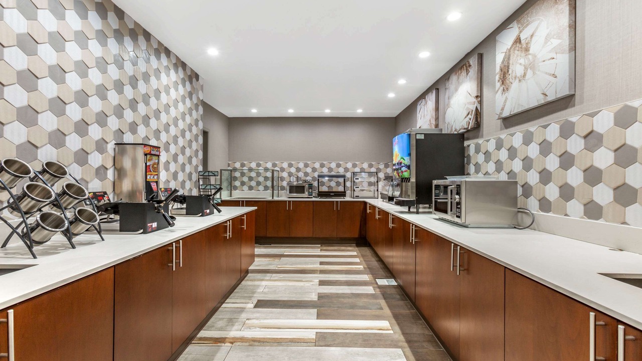 Photo of Kitchen in Surprise Original Townsite