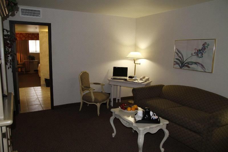 Photo of Livingroom in Tucson