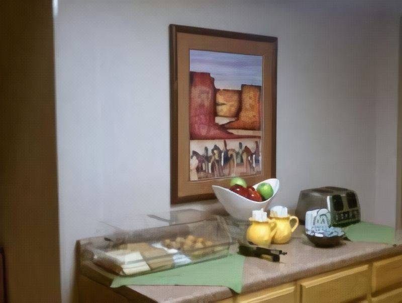 Photo of Livingroom in Gallup