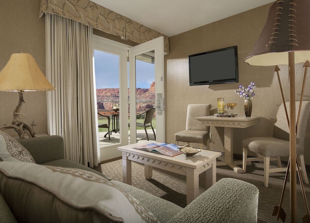 Photo of Livingroom in Torrey
