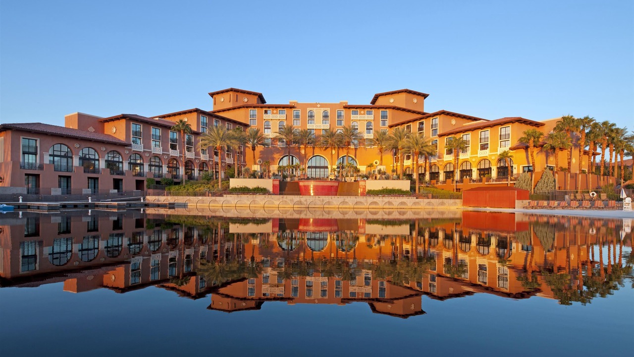 Photo of Buildings in Lake Las Vegas