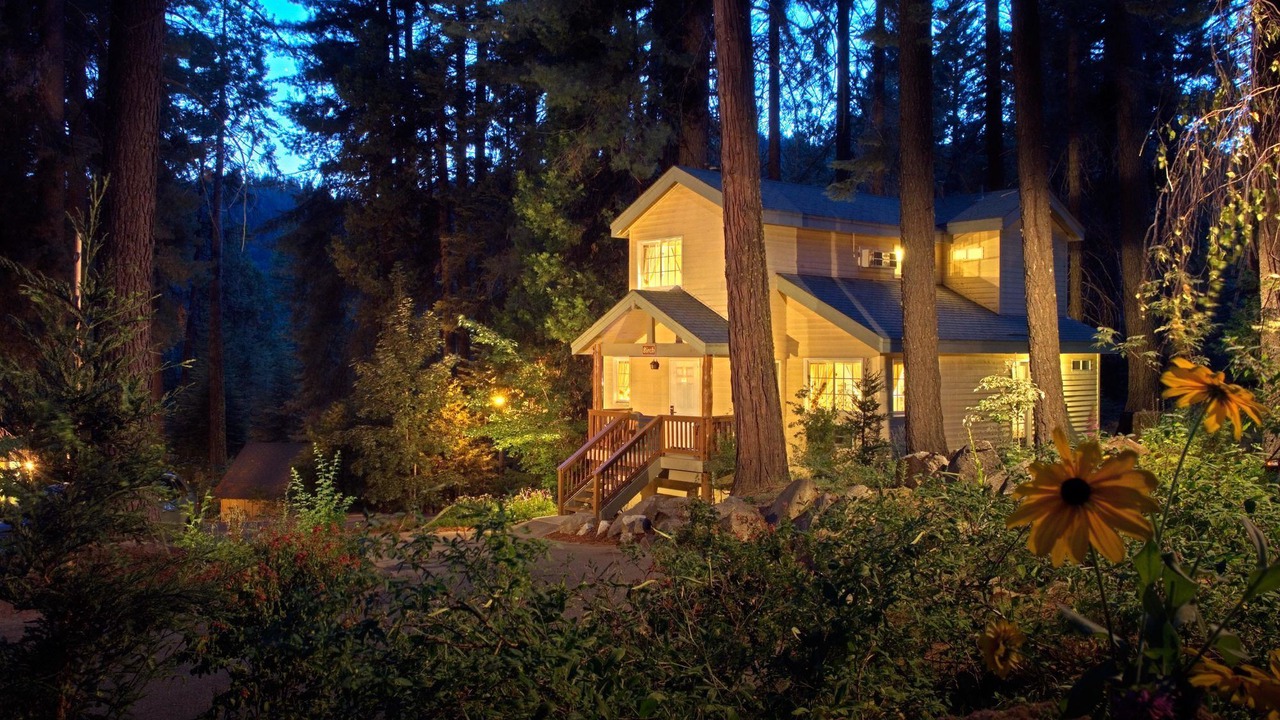 Photo of Buildings in Fish Camp
