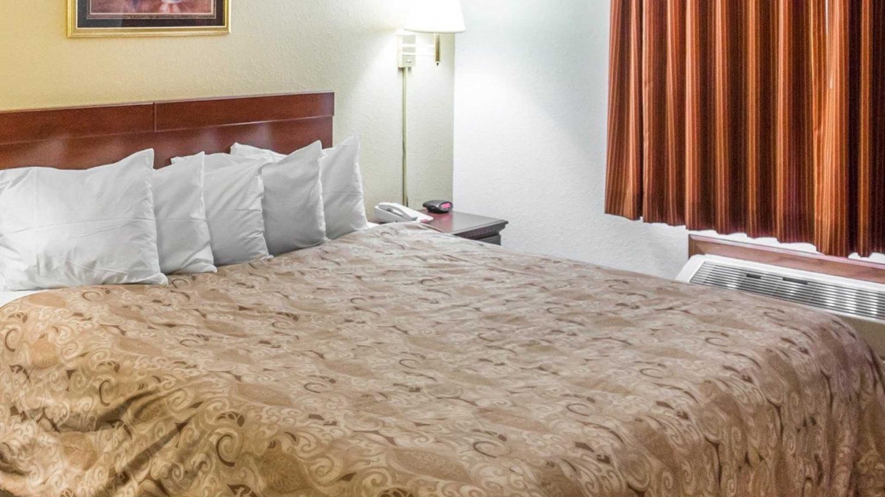 Photo of Bedroom in Cedar Rapids - Iowa City