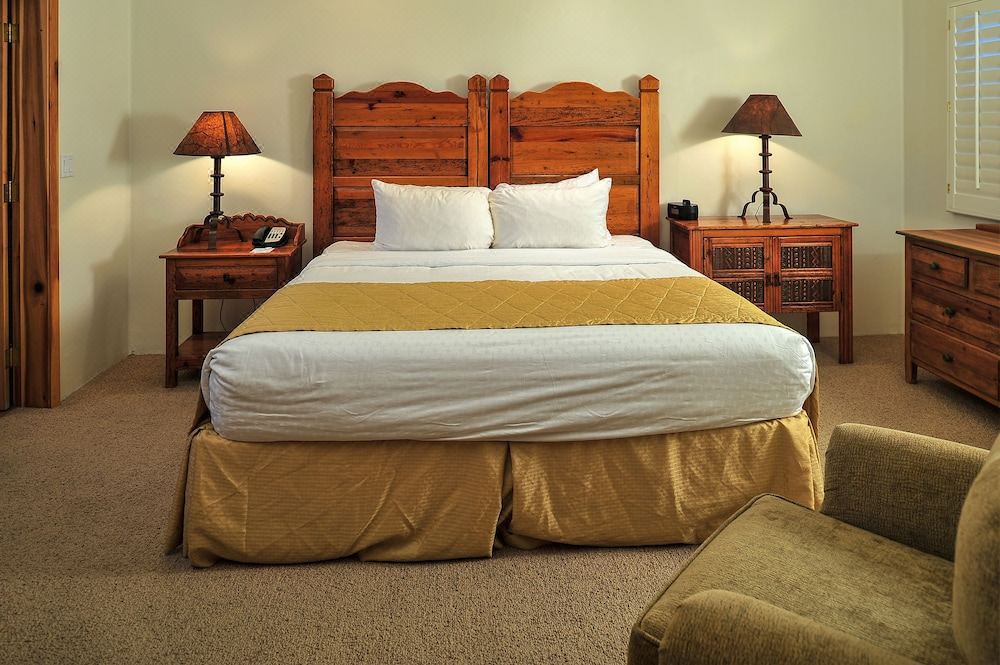 Photo of Bedroom in Cave Creek