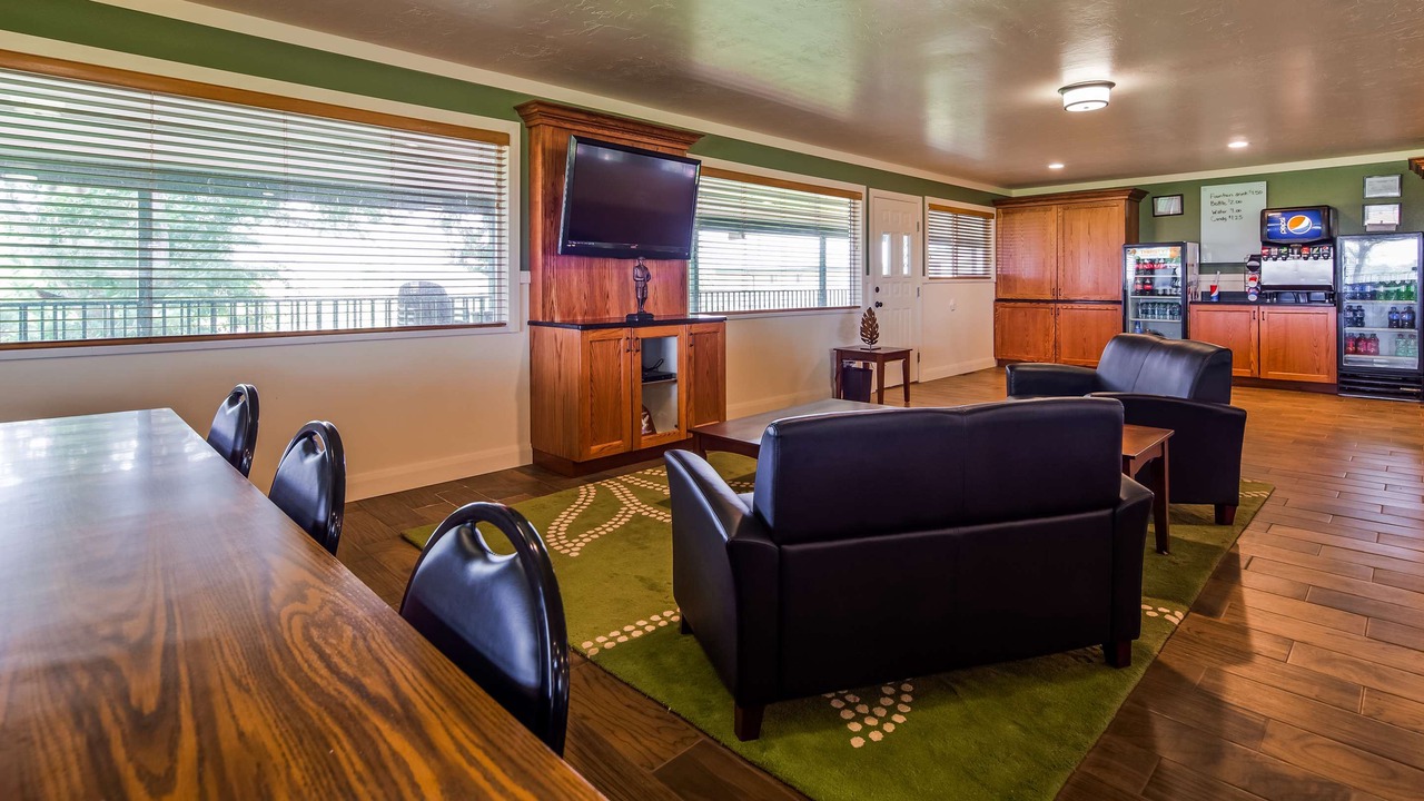 Photo of Livingroom in Fillmore