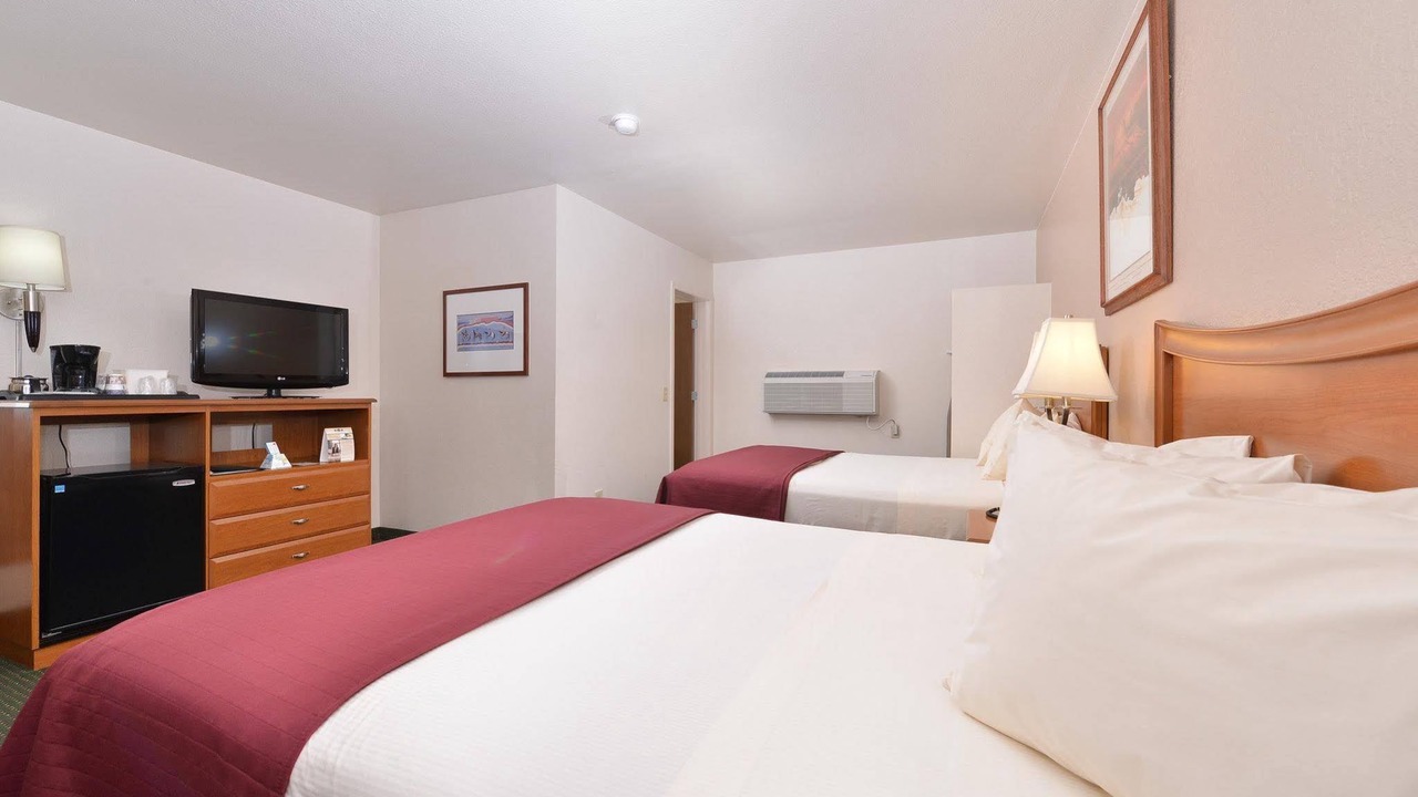 Photo of Bedroom in Chinle