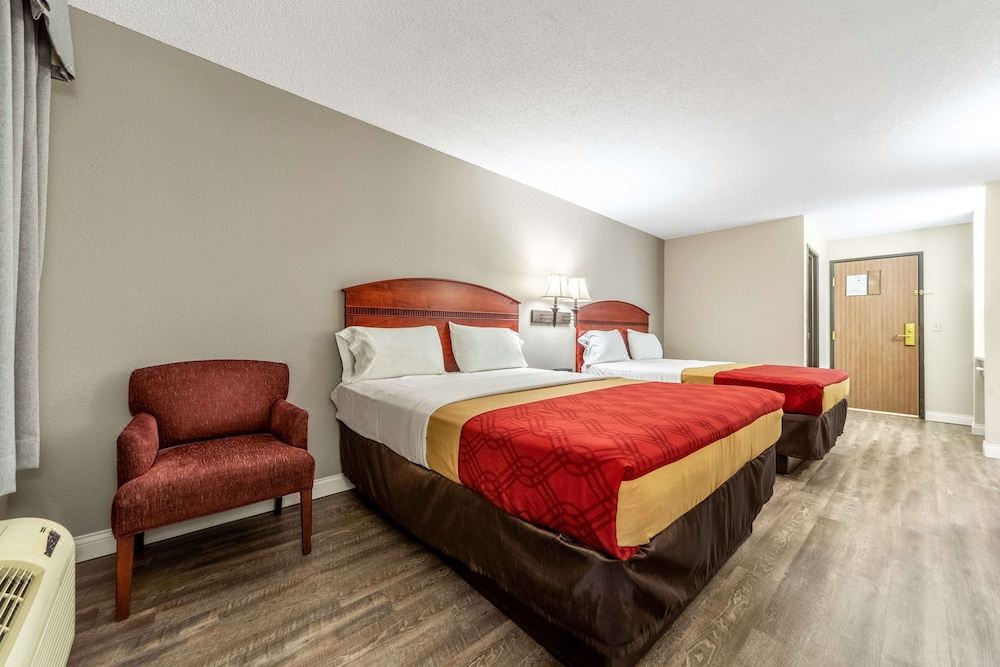 Photo of Bedroom in West Lincoln